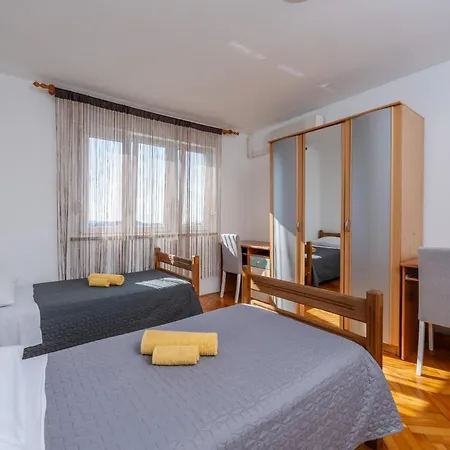 Apartman Mare *